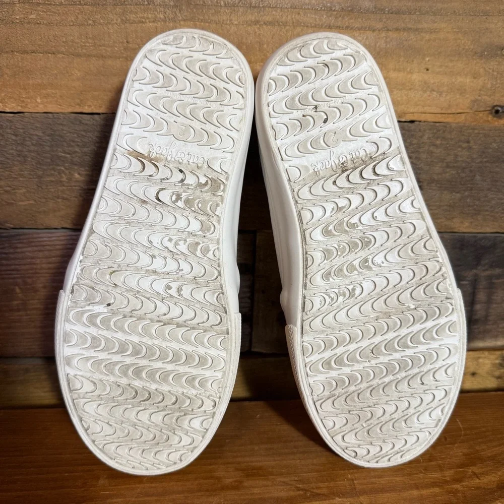 Cat &‎ Jack - Girls' Hailey Slip-On Sneakers, White, Size 2 Kids